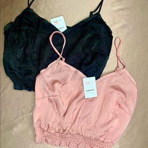 🖤Black 🖤cropped v neck cami blouse bundle